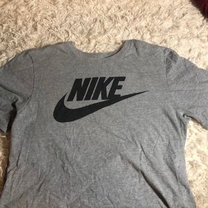 Nike t-shirt